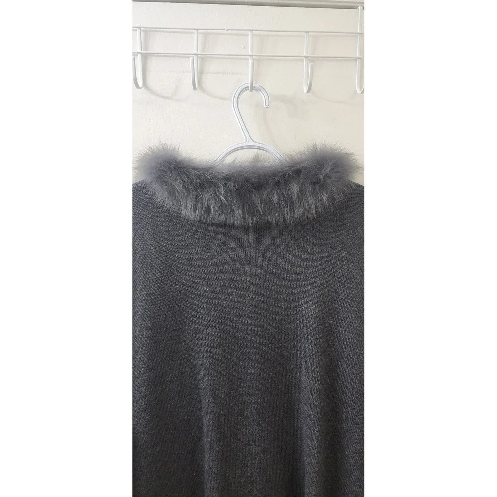 Belle Fare Charcoal Gray Wool Blend Knit Poncho Genuine Fox Fur‎